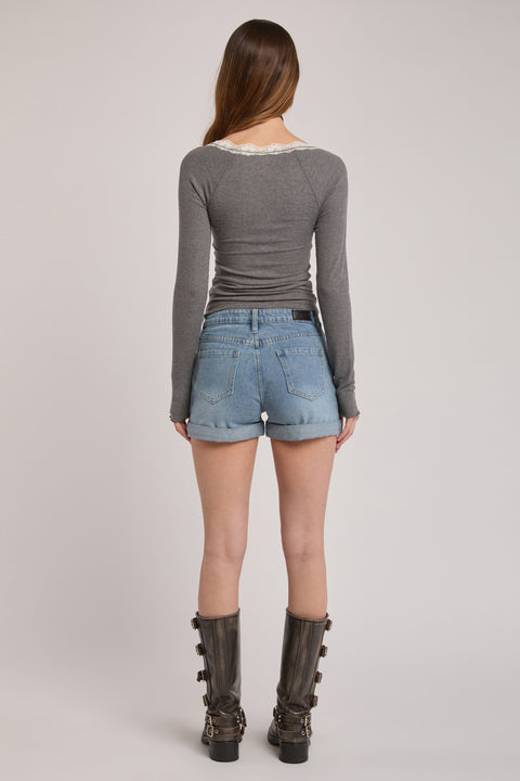 Mira - Cuff Non-Stretch Pork Chop Denim Shortroll