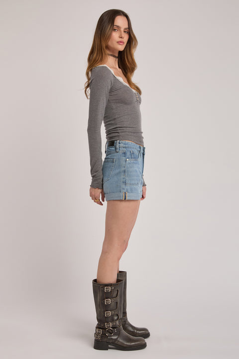 Mira - Cuff Non-Stretch Pork Chop Denim Shortroll